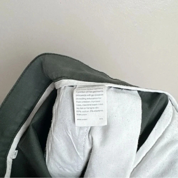 KOTN Green Women's Shorts Bermudas - Picture 10 of 14